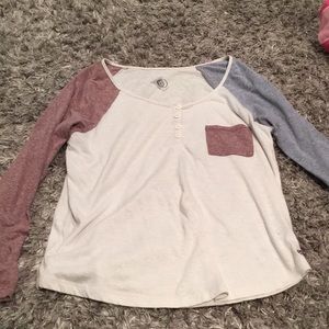 GOOD CONDITION. Long sleeve T-shirt